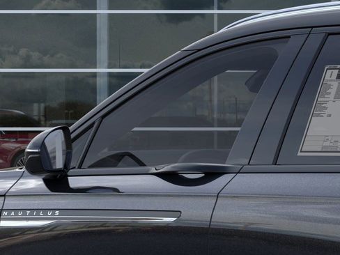 New 2026 Lincoln Nautilus Reserve image 20