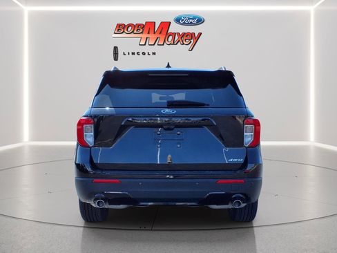 Used 2023 Ford Explorer ST-Line image 6