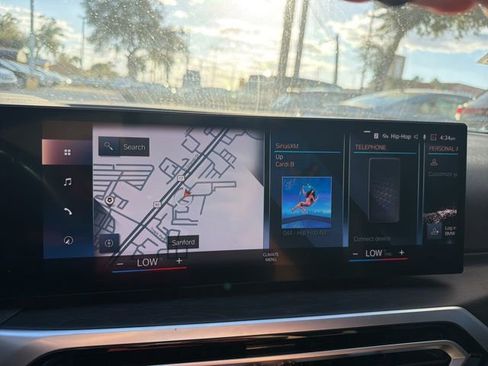 Used 2023 BMW 330i Sedan w/ M Sport Package image 11