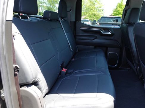 Used 2023 Chevrolet Silverado 1500 LT AWD/4WD image 30