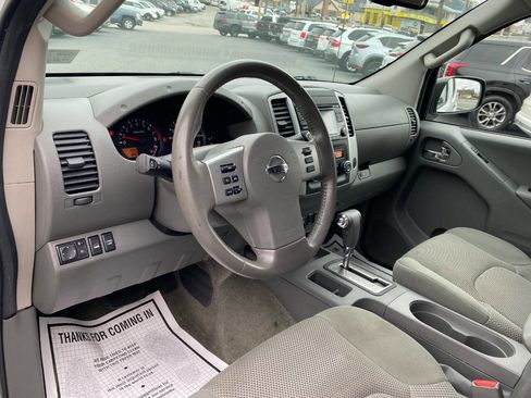 Used 2016 Nissan Frontier SV w/ SV Value Truck Package image 10