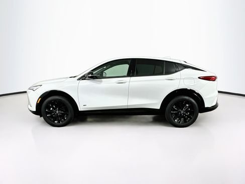 Used 2025 Buick Envista Sport Touring FWD image 4