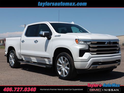 Used 2022 Chevrolet Silverado 1500 High Country w/ High Country Premium Package AWD/4WD image 2