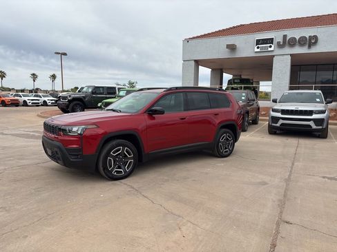 New 2026 Jeep Cherokee Laredo AWD/4WD image 1