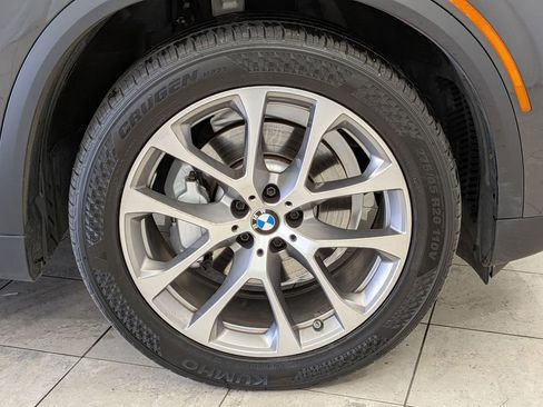 Used 2023 BMW X5 xDrive40i w/ Executive Package image 12
