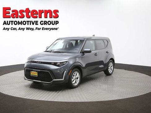 Used 2023 Kia Soul LX w/ LX Technology Package image 55