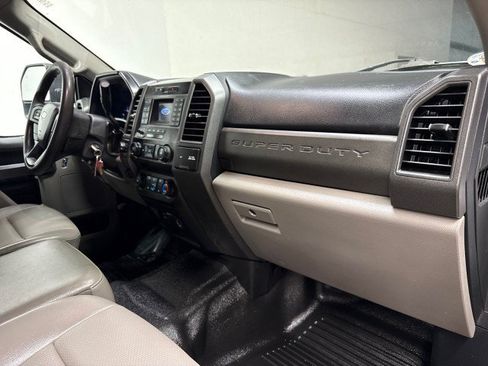 Used 2021 Ford F550 4x4 Crew Cab Super Duty image 22
