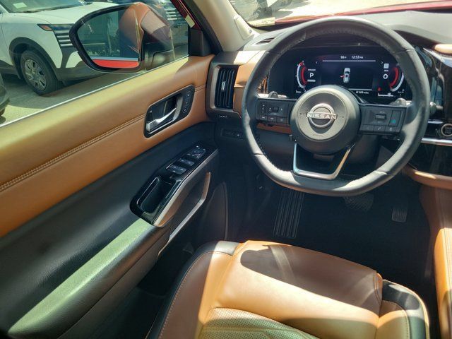 Certified 2024 Nissan Pathfinder Platinum w/ Cargo Package FWD image 17