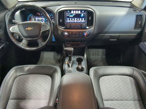 Used 2017 Chevrolet Colorado Z71 AWD/4WD image 18