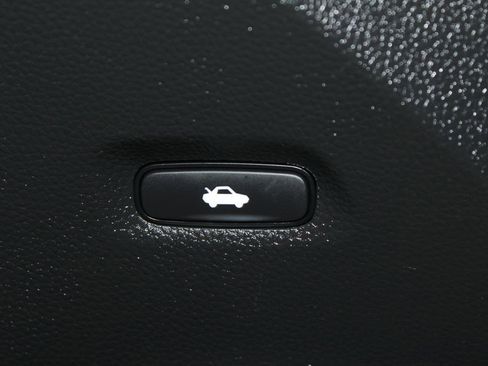 Used 2025 Honda Civic Sport image 10