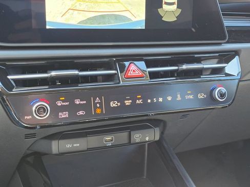 New 2026 Kia Niro Wind FWD image 22