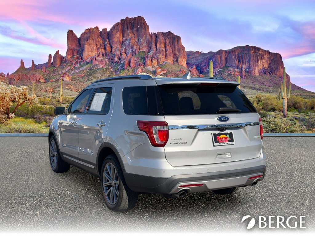 Used 2016 Ford Explorer Limited w/ Equipment Group 301A FWD image 4