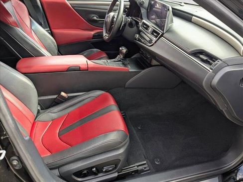 Used 2022 Lexus ES 300h F Sport image 21