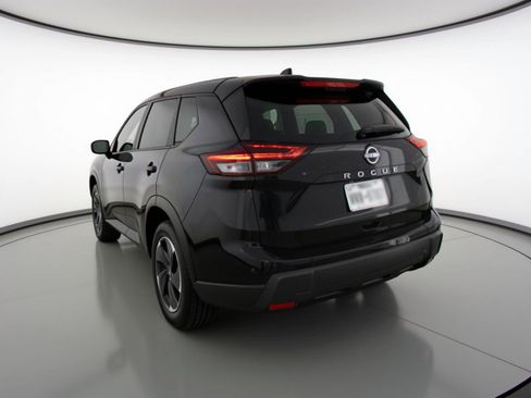 Used 2025 Nissan Rogue SV FWD image 6