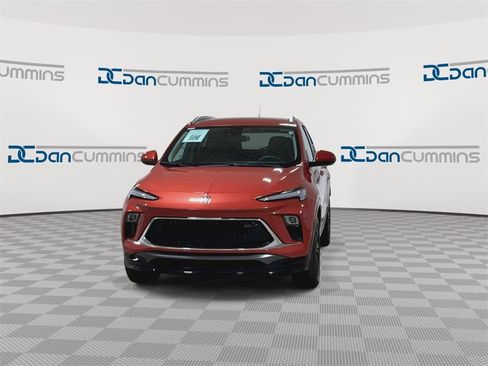 Used 2024 Buick Encore GX Sport Touring w/ Comfort Package image 4