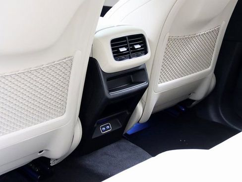 New 2025 Mercedes-Benz GLE 450 4MATIC image 14