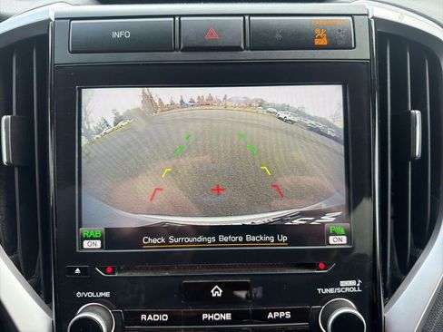 Used 2019 Subaru Ascent Premium image 41