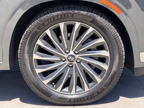 Used 2023 Hyundai Palisade Calligraphy FWD image 8