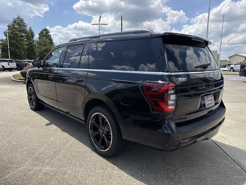 Used 2023 Ford Expedition Max Limited AWD/4WD image 7