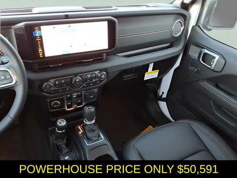 New 2026 Jeep Wrangler Unlimited Sahara AWD/4WD image 13