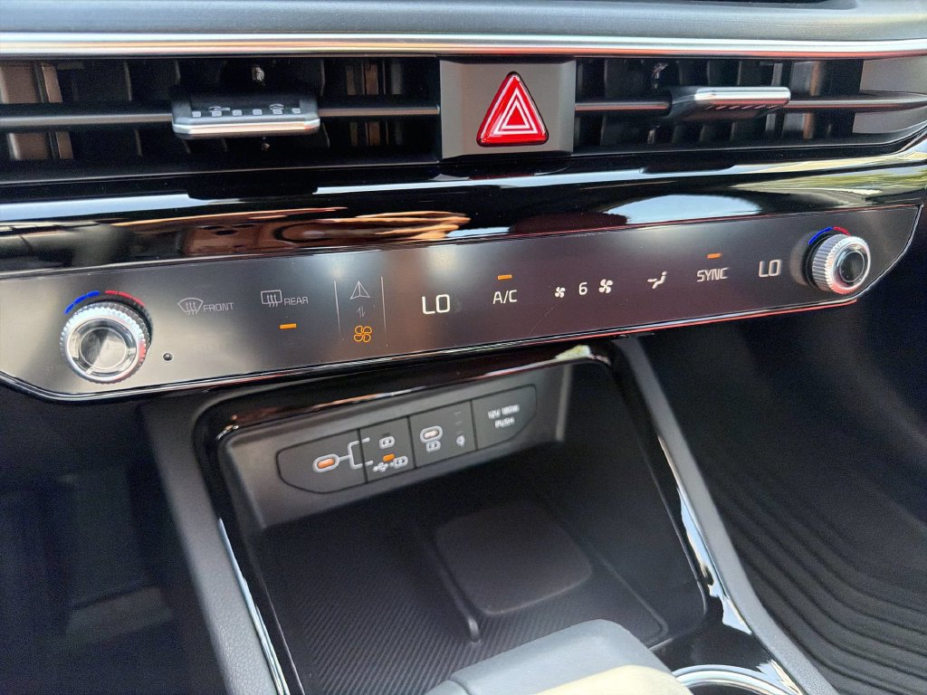 New 2026 Kia K5 GT-Line w/ GT-Line Premium Package FWD image 18