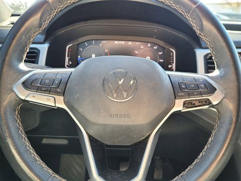 Used 2023 Volkswagen Atlas Cross Sport SEL image 21