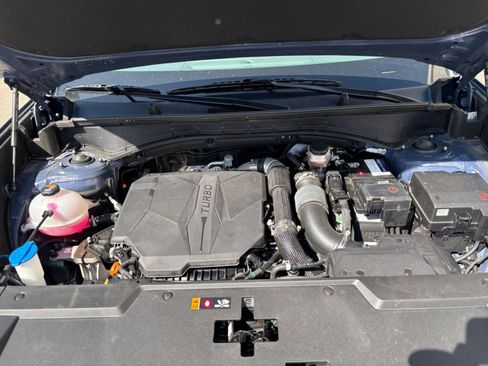 Used 2025 Hyundai Santa Fe SEL FWD image 33