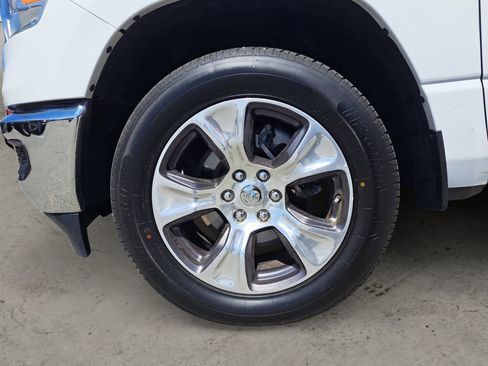 Used 2024 RAM 1500 Laramie image 14