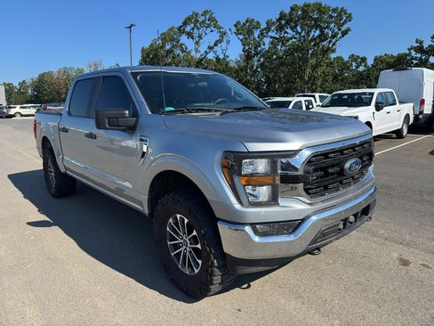 Used 2023 Ford F150 XLT AWD/4WD image 3