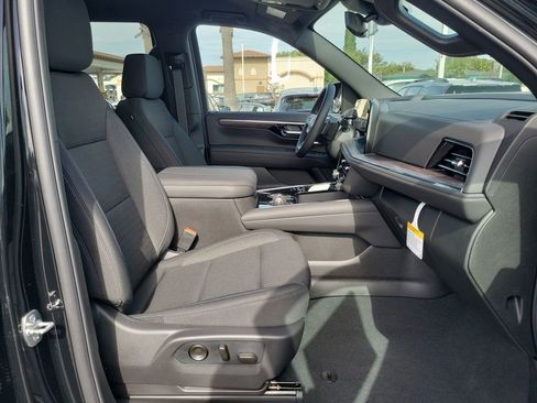 New 2026 Chevrolet Suburban LS image 16