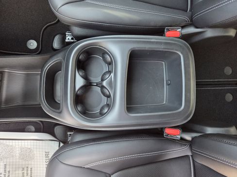 New 2026 Chrysler Pacifica Select FWD image 28