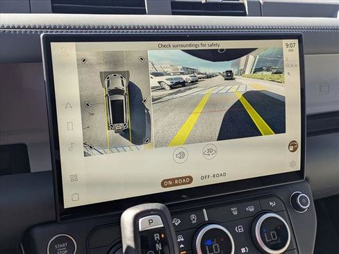 New 2026 Land Rover Defender 130 X-Dynamic SE image 13