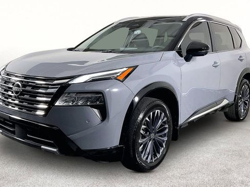 Used 2024 Nissan Rogue Platinum w/ Platinum Premium Package image 15