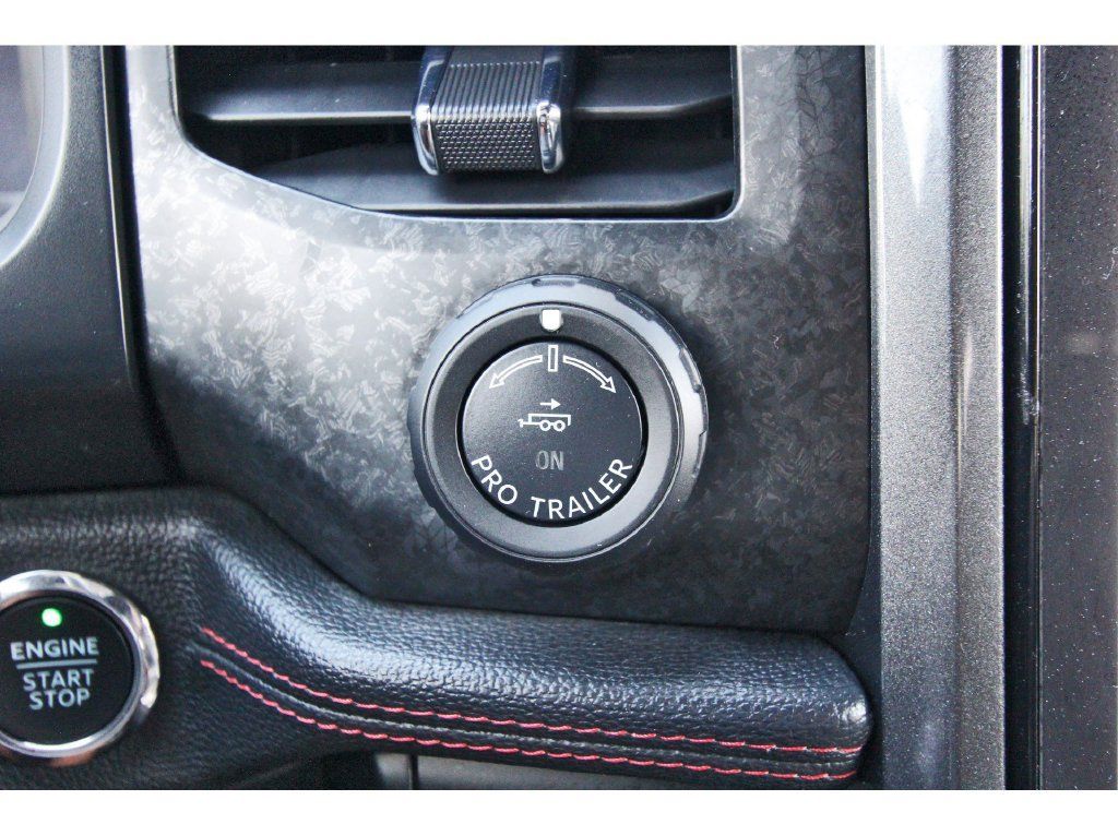 Used 2023 Ford Expedition Limited RWD image 32
