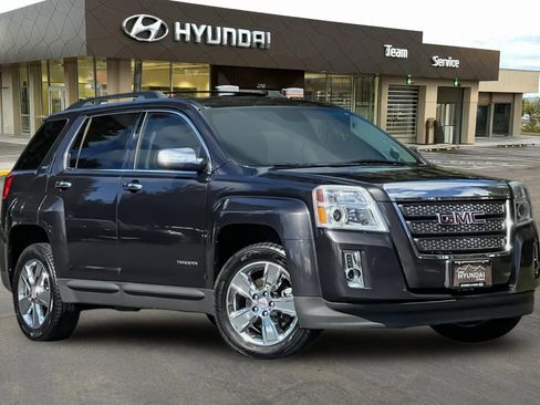 Used 2015 GMC Terrain SLT w/ Chrome Edition image 2