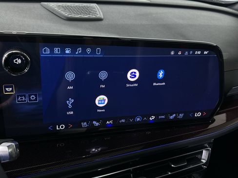 New 2026 Chevrolet Traverse RS w/ LPO, Floor Liner Package image 80