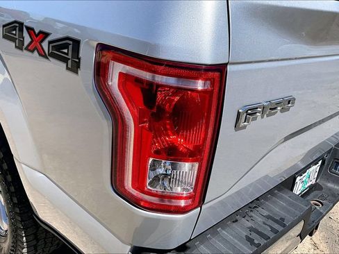 Used 2015 Ford F150 XLT AWD/4WD image 28
