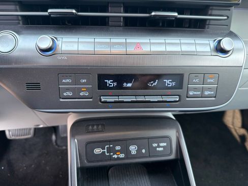 Used 2026 Hyundai Kona Limited AWD/4WD image 19