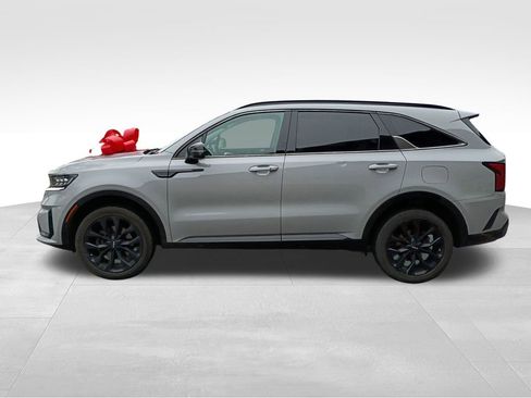 Used 2022 Kia Sorento SX image 2