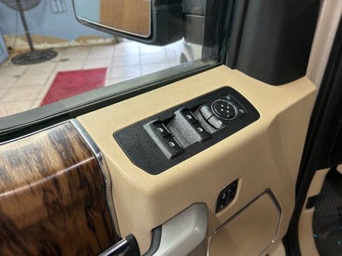 Used 2018 Ford F150 Lariat w/ Equipment Group 501A Mid image 11