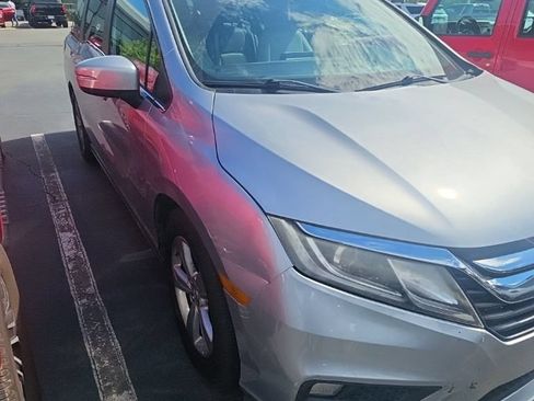 Used 2019 Honda Odyssey EX-L image 2