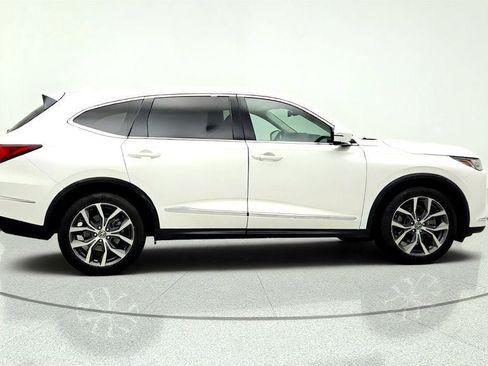 Used 2023 Acura MDX SH-AWD w/ Technology Package image 4