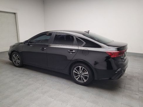 Used 2022 Kia Forte LXS FWD image 3