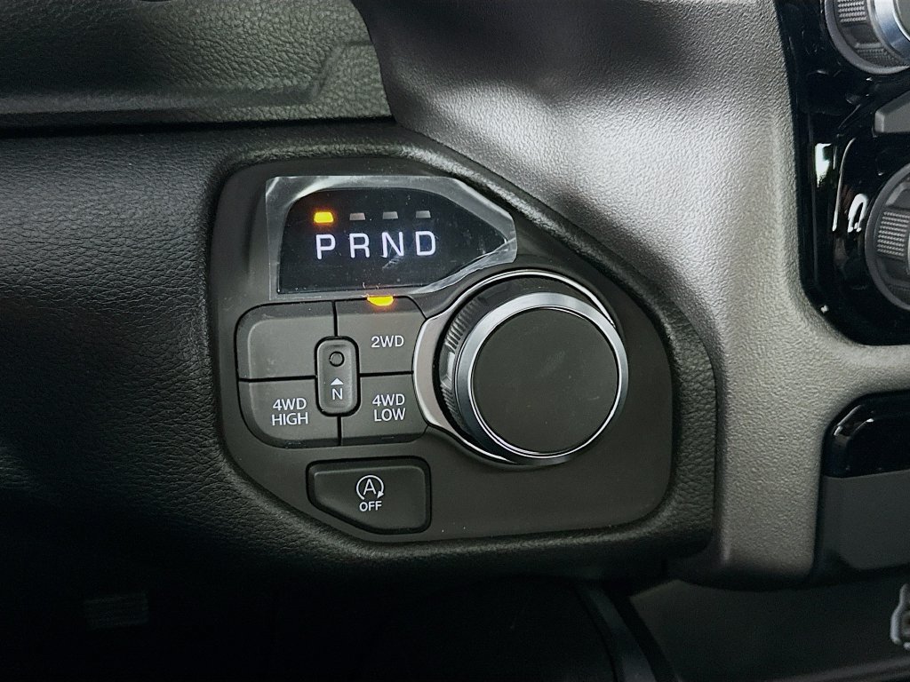 New 2026 RAM 1500 Express AWD/4WD image 12