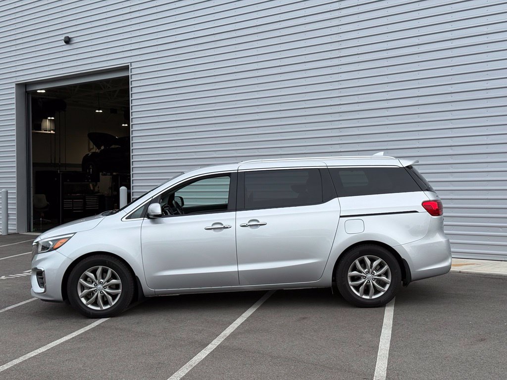 Used 2019 Kia Sedona EX w/ EX Premium Package FWD image 8