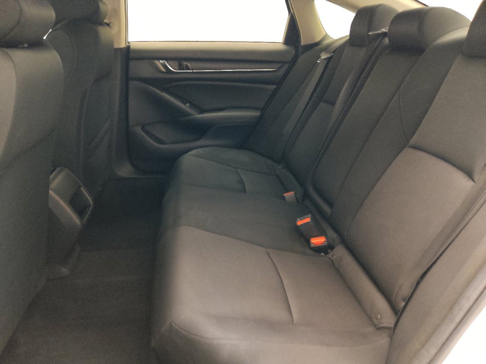 Used 2019 Honda Accord LX image 18