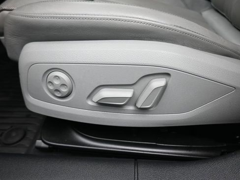 Used 2022 Audi A5 2.0T Premium Plus image 13