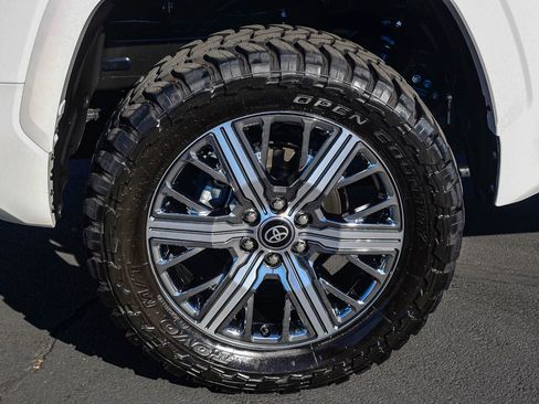 Used 2025 Toyota Tundra Capstone image 9