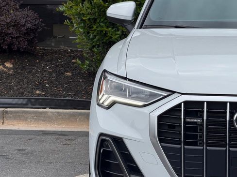 Used 2022 Audi Q3 2.0T Premium Plus AWD/4WD image 4