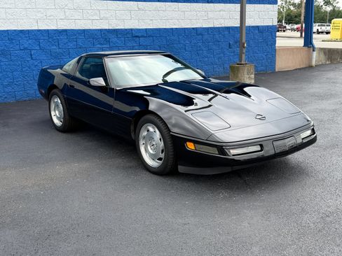 Used 1993 Chevrolet Corvette Coupe RWD image 5